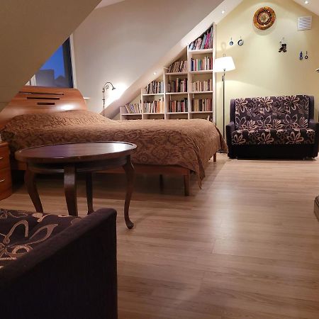 Nakvyne Pas Roma Apartment นิดา ภายนอก รูปภาพ